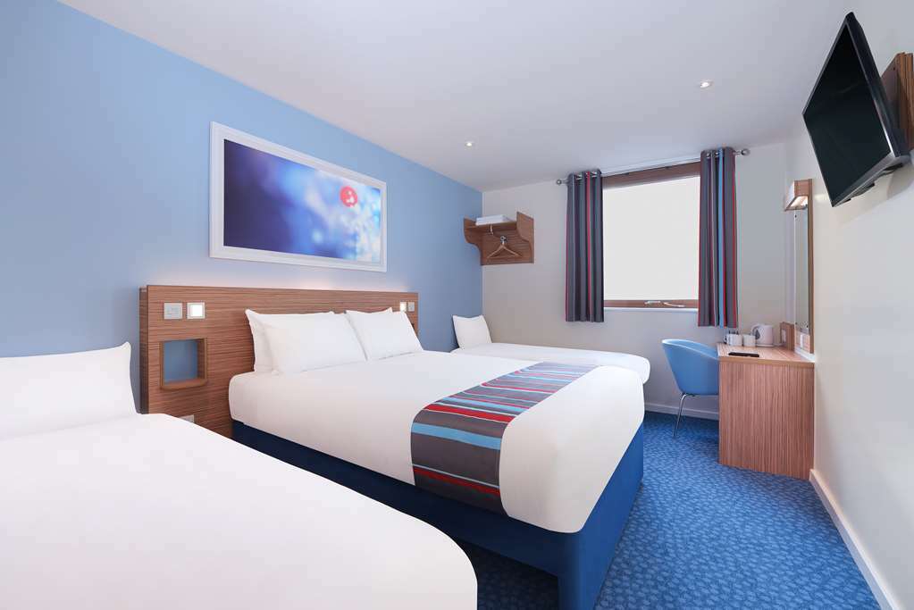Travelodge Milton Keynes Old Stratford Phòng bức ảnh